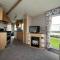 Two bedroom Caravan with Sea Views, Warden Springs Eastchurch - Warden