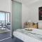A Modern 2BR Apt with Harbour Views FREE Parking