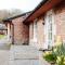 Finest Retreats - Netley Hall - Peach Tree - Dorrington