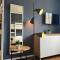 Blue Doors Hostel KTV