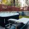 Appartamento Breva con Jacuzzi by Holiday Solutions