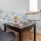 Apartment in Gdańsk Center with Two Desks, Balcony and Separate Kitchen by Noclegi Renters - Gdaňsk