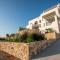 Villa Kyklamino - Unique Villa with stunning Seaview
