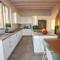 Villa Kyklamino - Unique Villa with stunning Seaview
