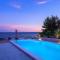 Peaceful Villa Luce di Mare - heated pool, sauna - Ivan Dolac