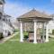 Shared Pool and Bay Access Ocean View Retreat - Ocean View