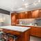Durant Unit C2, Condo with Designer Finishes, Great Views & Location