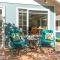 Sequim Escape with Gas Grill and Deck, Walk to Beach! - Sequim