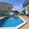 THREE FLOOR Deluxe Pool Apartments