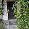 Cottage mit Garten