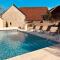 Gîte les filous Maison avec piscine et dépendance - Avallon