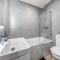 Potters Bar 2 Bed Apartment - Free Parking - Private Bathroom - Long Stay Ideal for Contractors