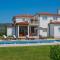 Villa Latica mit viel Privatsphäre, Pool und Aussicht - Donji Proložac