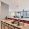 Experience Austin + 3 BR + 5 mins to Downtown! - 奥斯汀