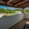 Villa Artist