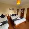 High Trees Guest House Gatwick - Horley