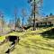 Creekside Dream Game Room Sleeps 12 bbq near town