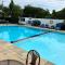 Ocean Blue Retreat-3 minute walk to Nyali Center and 3 minute walk to the Beach
