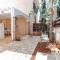 WealthyStays Sunset Villa, 3min walk to Sea