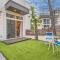 Off the hook in Austin with Chic 2BR Retreat plus Firepit