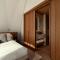 91 Athens Riviera, The Resort