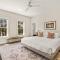 Auroro 6 BR Elevator Theater Rec Room Pool & Hot - Corolla