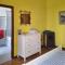 4 Bedroom Lovely Apartment In Montefelcino