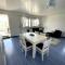 Chalet spacieux à 200m de la plage avec terrasse et parking – 8 couchages - FR-1-784-21