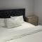 Spencer bridge Rooms by AFL