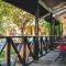 Hotel Riverside with Swimming pool - Sauraha
