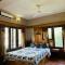 Hotel Riverside with Swimming pool - Sauraha