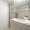 Sea Breeze Suite with Jacuzzi - Пірей