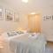 Huswell - Cozy apartment with sea-view 1 min from beach