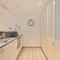 Huswell - Cozy apartment with sea-view 1 min from beach