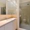 Huswell - Cozy apartment with sea-view 1 min from beach
