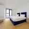 Gorgeous 2 Bed Apartment with Stunning Sea Views with Free Parking and Fast Internet