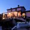 Casale con piscina in collina - Borghi Silenti -