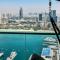 Panoramic Escape with Private beach, 2BR on High floor - Dubaj