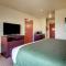 Cobblestone Hotel & Suites - Salem - Salem