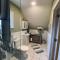 Quay Lane Studio Apartment