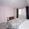 Spacious Georgian Coach House with Parking