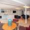 Spacious Georgian Coach House with Parking
