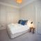 Elegant Georgian Maisonette - Central Bath