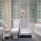 Spacious Central Bath Apartment with Terrace