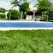 Villa de 7 chambres avec piscine privee et jardin amenage a Aimargues - 艾马尔格