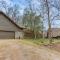 Riverfront Baxter Springs Home with Deck and Grill! - Baxter Springs