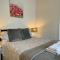 Somers House - pet friendly & parking