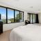 Lake and Mountain Ridge - Queenstown Apartment