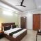 Super Collection O Hotel Noida Stays - Indirapuram