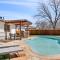 Luxury 4Bed 2Bath Hidden Gem w Backyard Oasis